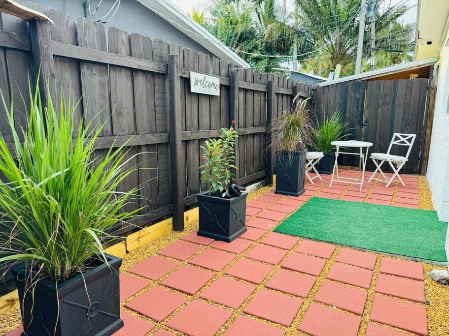 Studio With Terrace Near Hard Rock-Patio Hollywood Buitenkant foto